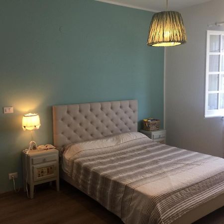 Alchimia House Apartment Cisano sul Neva Bagian luar foto