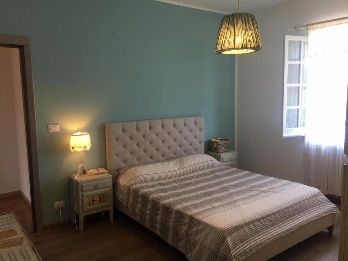 Alchimia House Apartment Cisano sul Neva Bagian luar foto